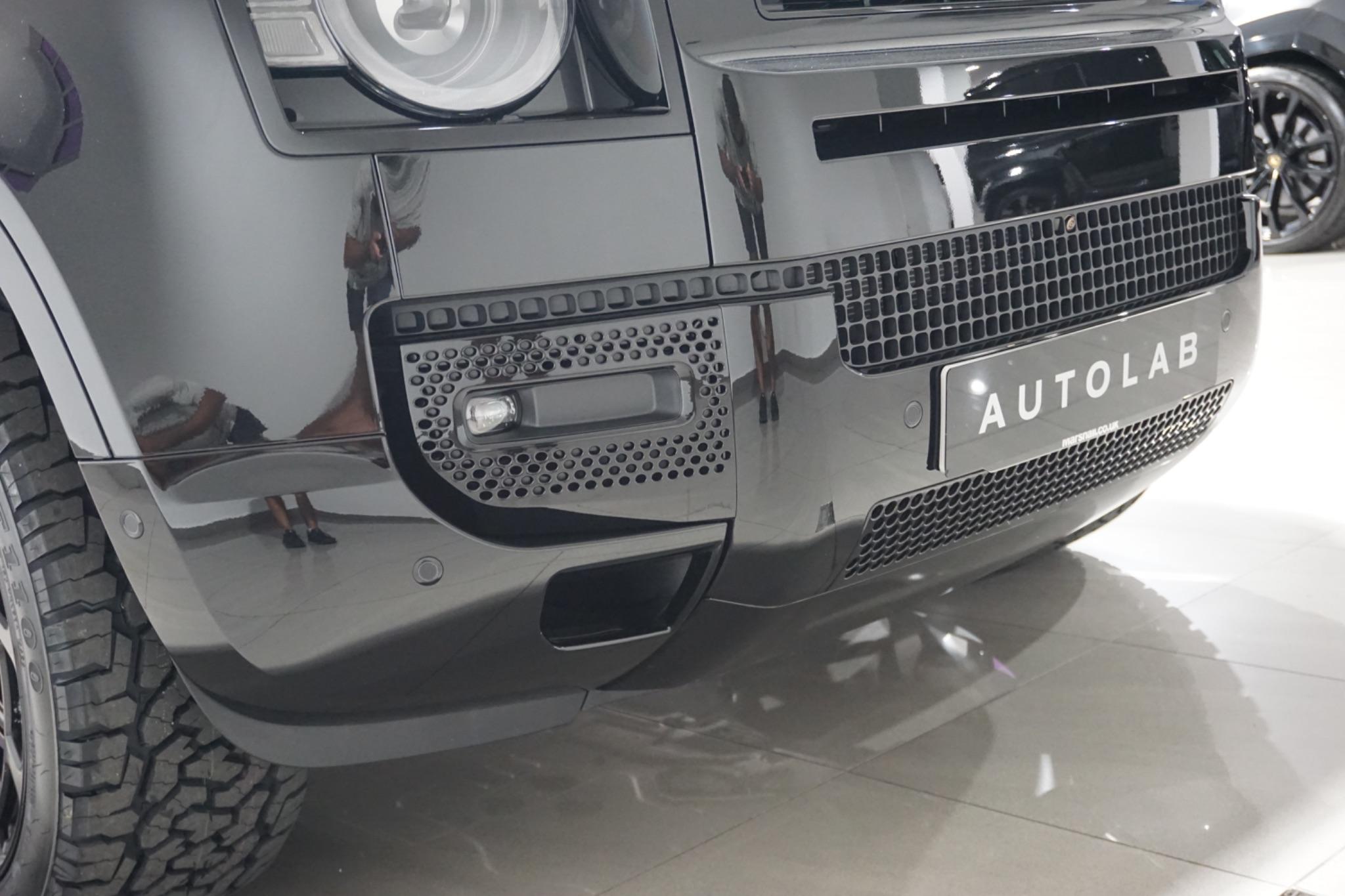 Land Rover Defender 110 3.0 D250 MHEV X-Dynamic HSE Auto 4WD Euro 6 (s/s) 5dr